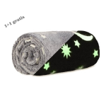 Fleece deken glow in the dark 127 x 152 cm 1+1 gratis